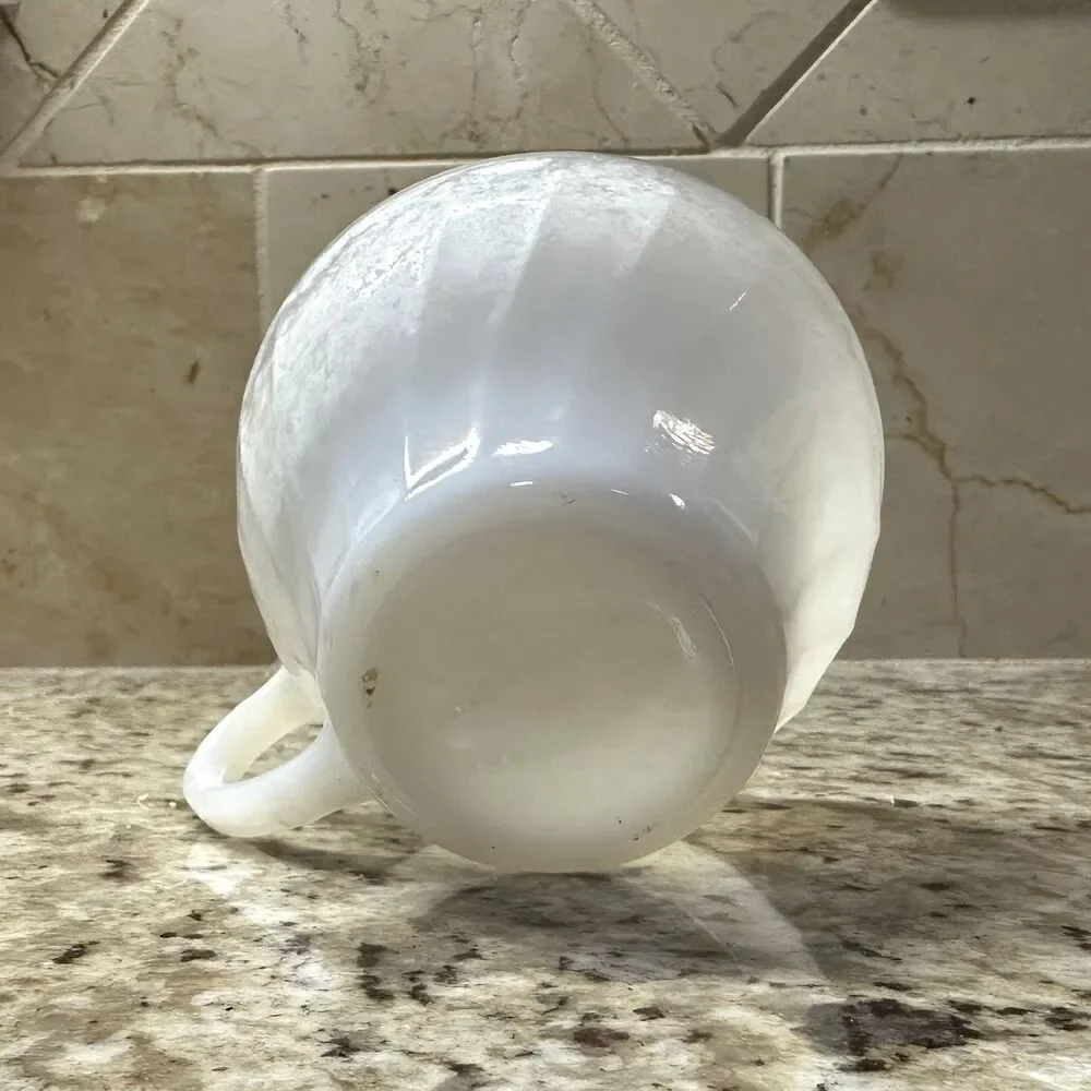 Vtg Anchor Hocking Milk Glass Swirl Tea Coffee Cup Gold Trim Cottage Shabby Chic